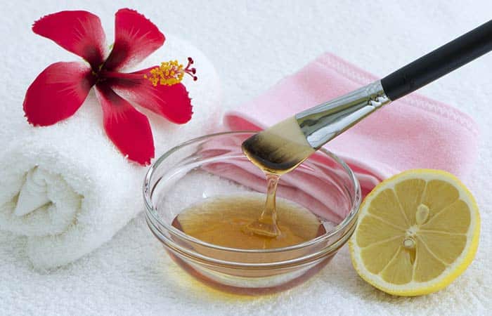 Lemon, Rosewater, & Aloe Vera Gel A Refreshing Toner for Paler Skin